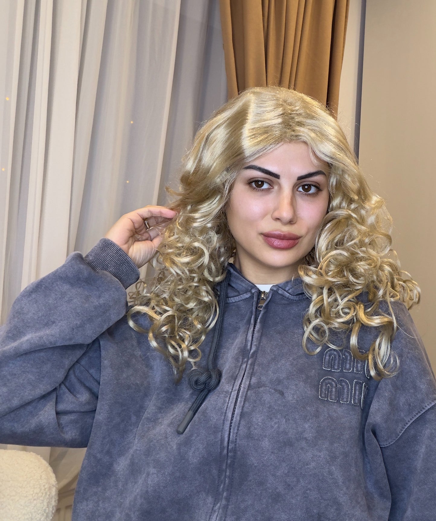 Blonde Passion Womens Wig | Long Curly Glamour Fancy Halloween Wig