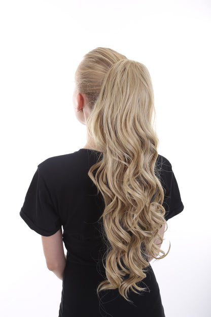 Styless Wavy Blonde High Heat Jaw Clip Synthetic Ponytail Extension (19.5 in)